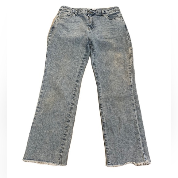 MYSTYLE Light Wash Raw Hem Cropped Jeans - Size 4 - Picture 1 of 5